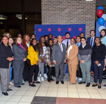 ComEd CEO and UIC Community members. 