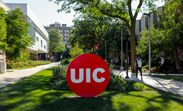 UIC Circle logo